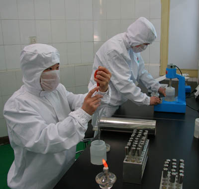 ʵ�������Ƭ