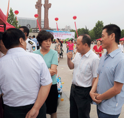 ����㳡չ��